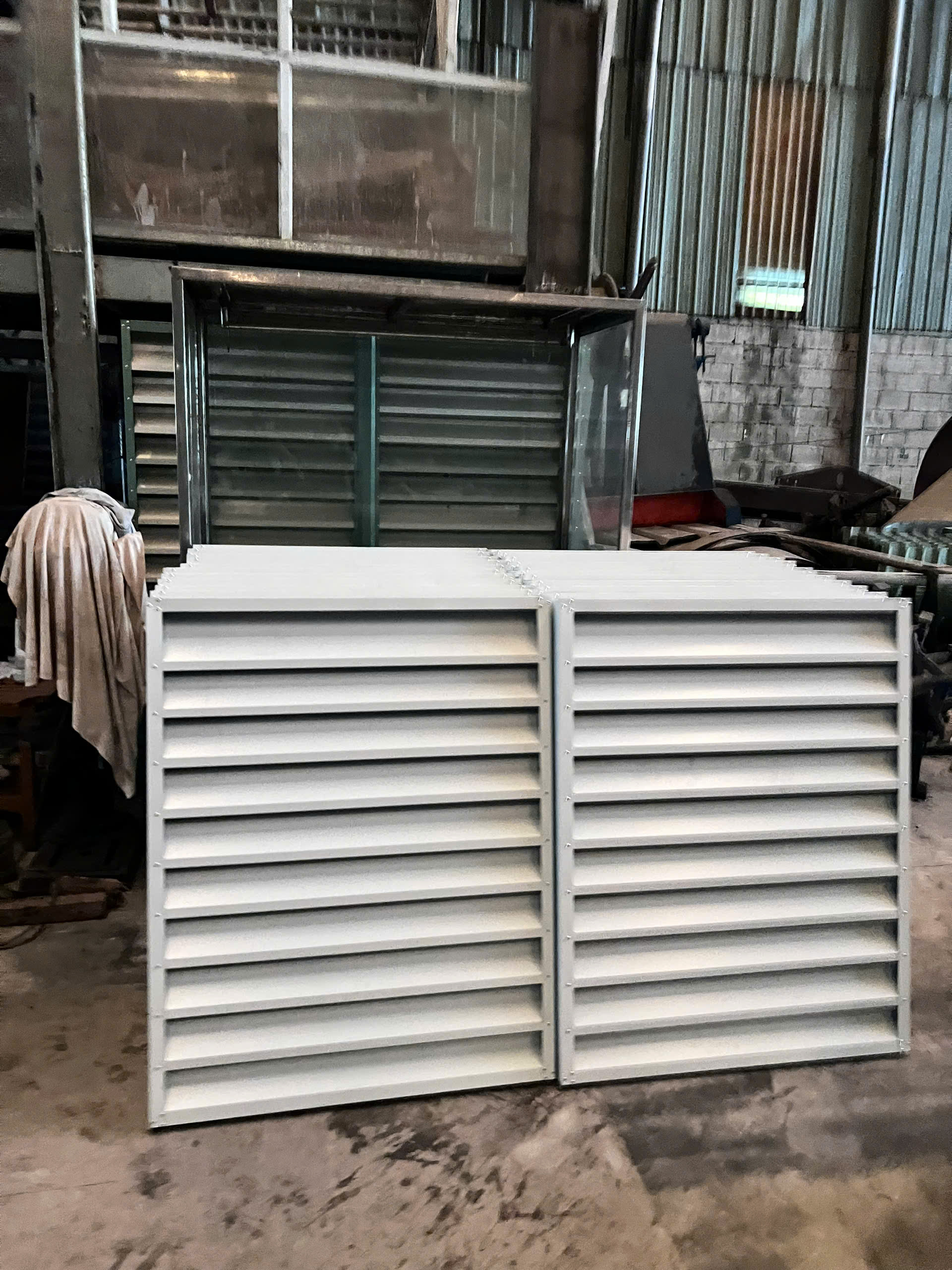 Mẫu Cửa Chớp Nhôm