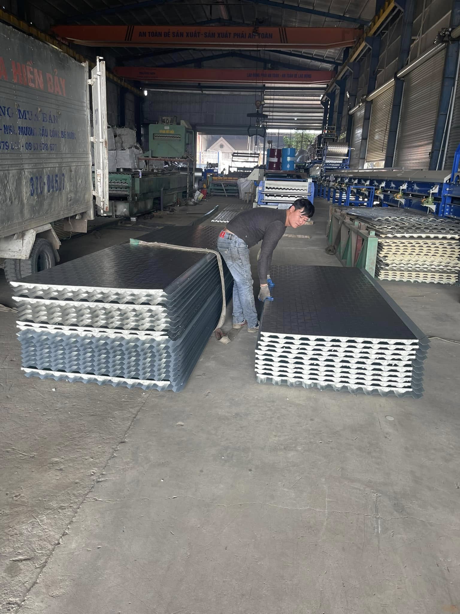 Tôn Xốp Cách Nhiệt Tôn Xốp Cách Nhiệt