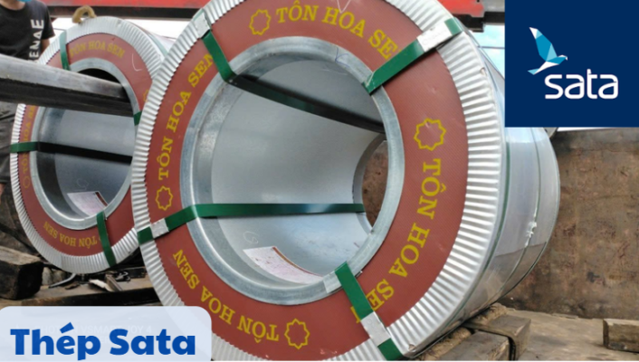 Kiểm tra logo Hoa Sen, mã số cuộn, thông tin độ dày, ngày sản xuất in trên bề mặt tôn để tránh hàng giả.