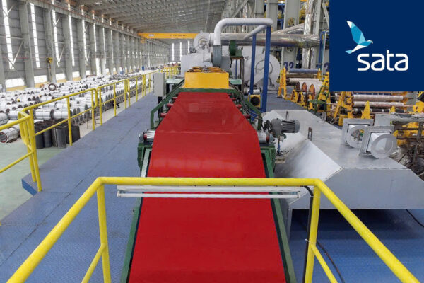 Tôn Hoa Sen được sản xuất trên dây chuyền công nghệ châu Âu tiên tiến, đảm bảo các tiêu chuẩn quốc tế nghiêm ngặt