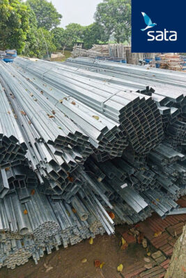Thép hộp lỗi (hay sắt hộp lỗi) là các sản phẩm thép hộp không đạt tiêu chuẩn chất lượng trong quá trình sản xuất
