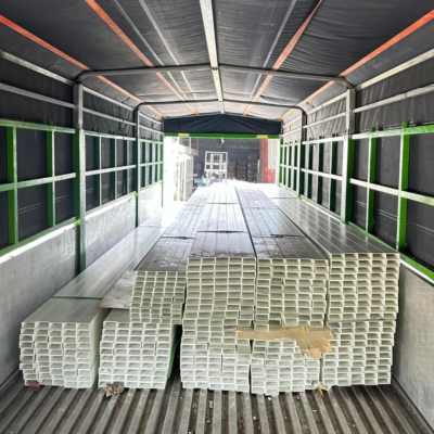 Hạn chế va đập, khoan quá mạnh: Dùng mũi khoan chuyên dụng cho composite.
