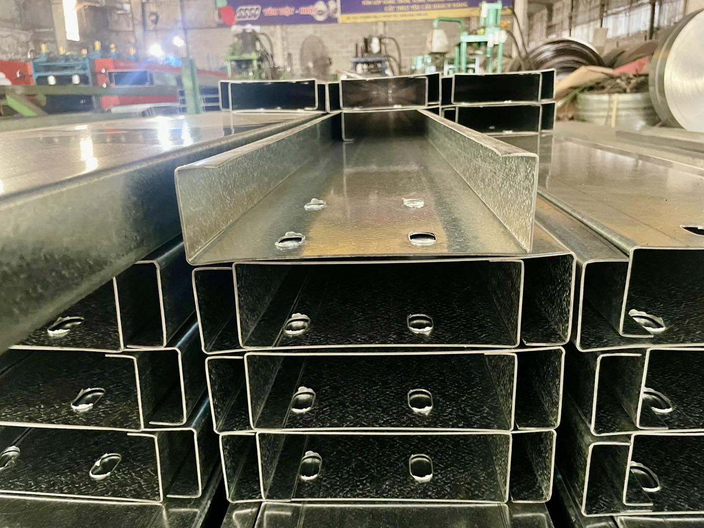 Xà Gồ C100 Xà Gồ C100